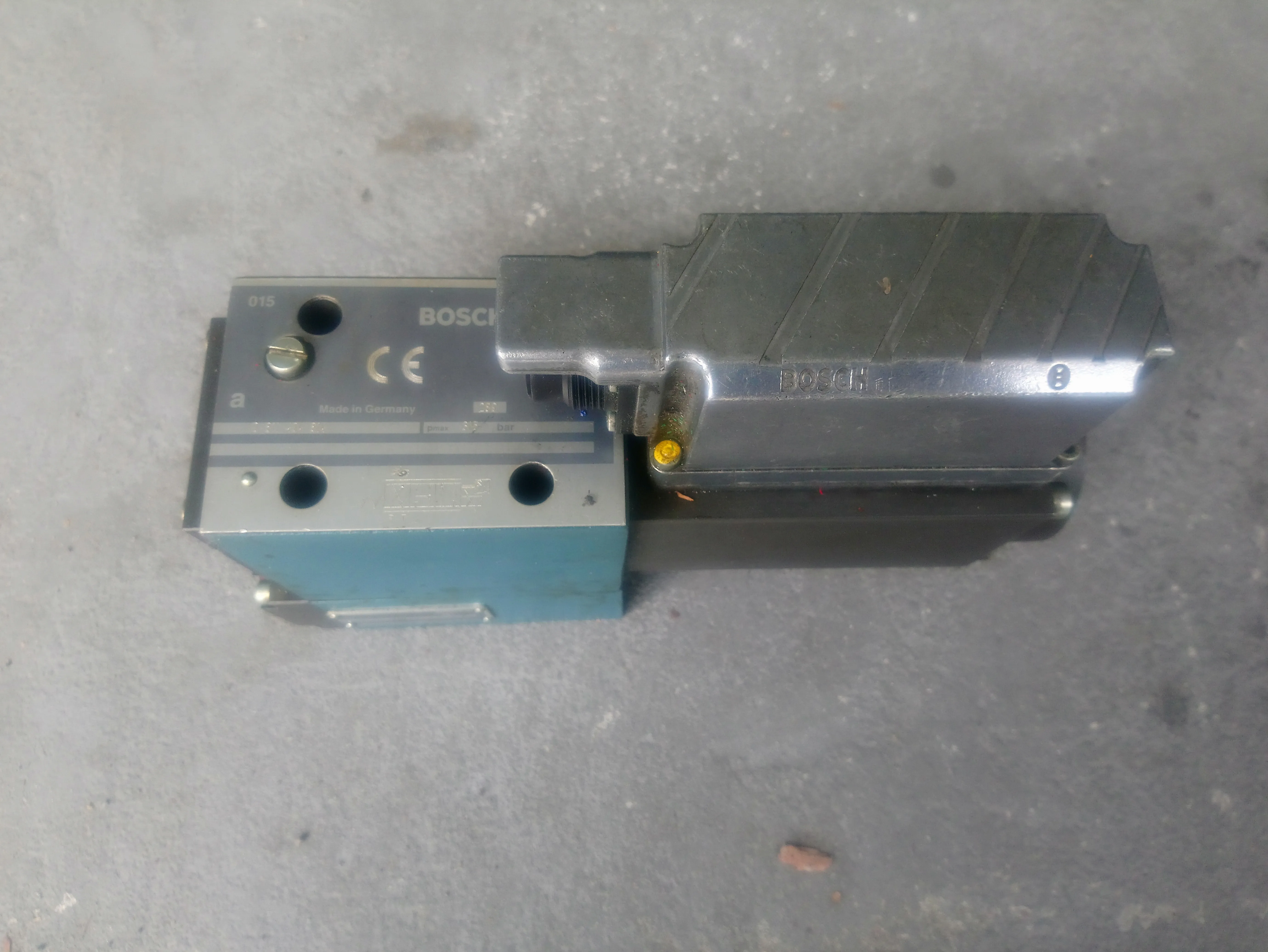 Bosch 0 811 404 814