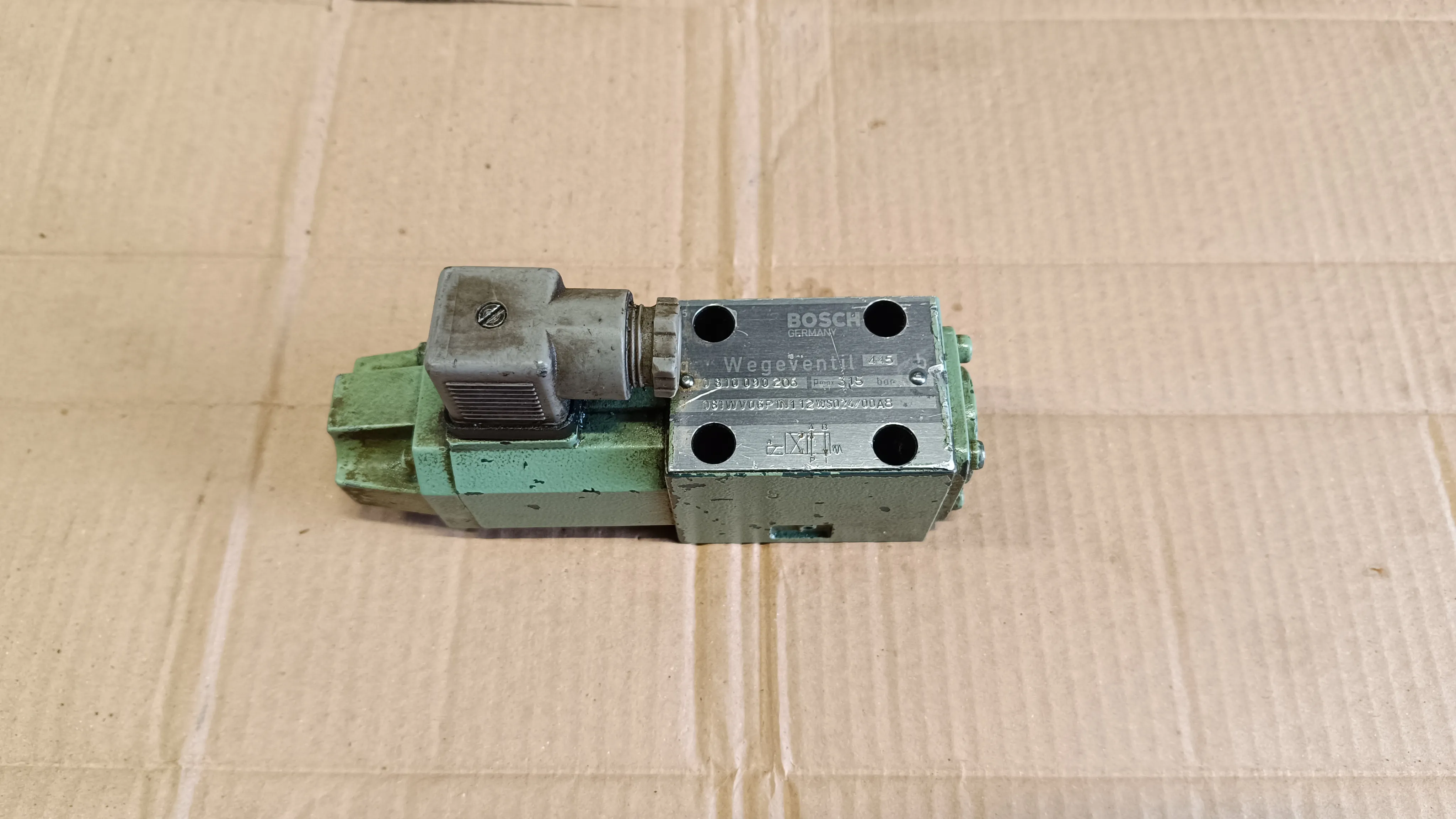 Bosch 0 810 090 206