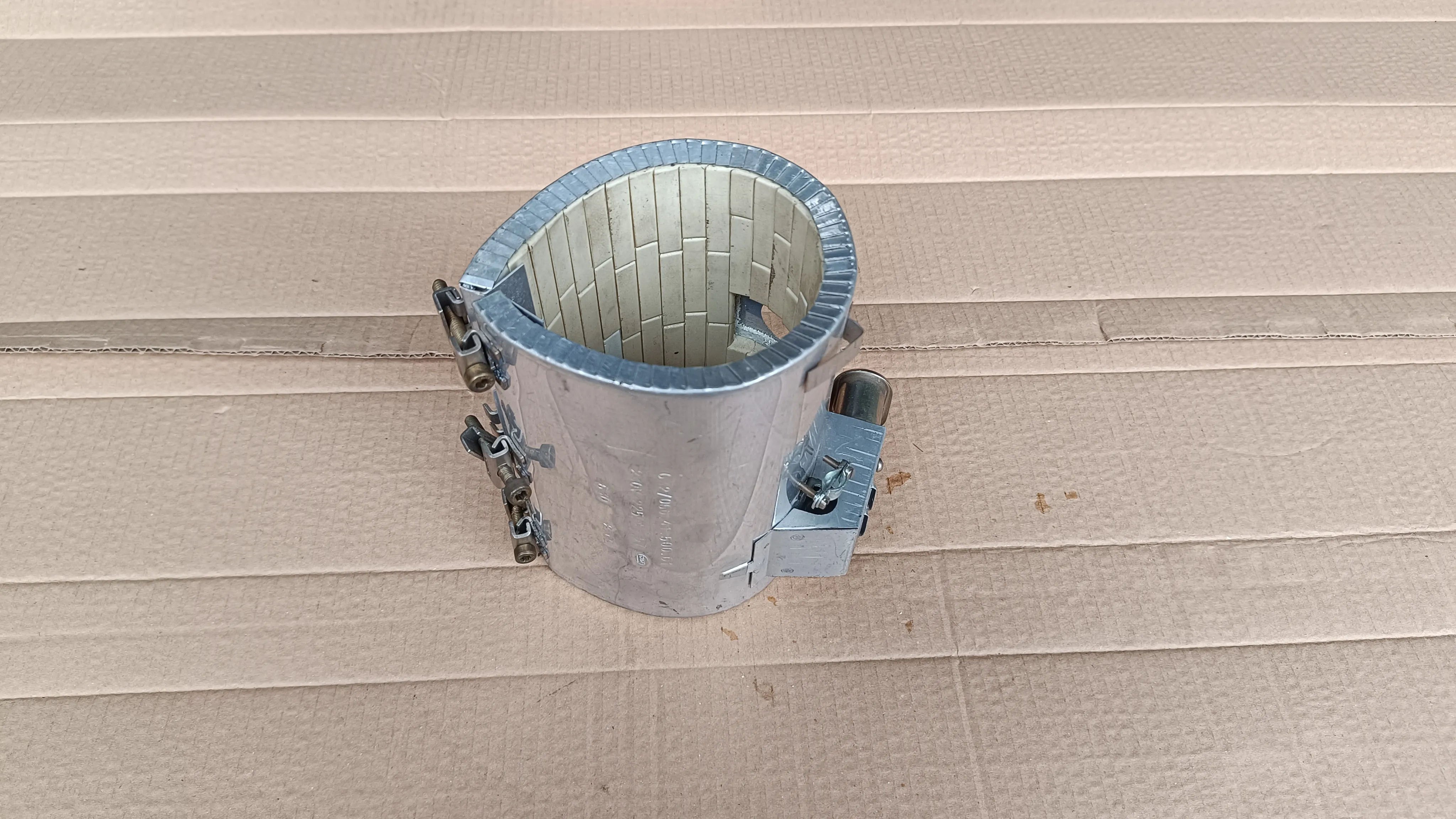 Ceramiczna fi85mm x 165mm 2250W