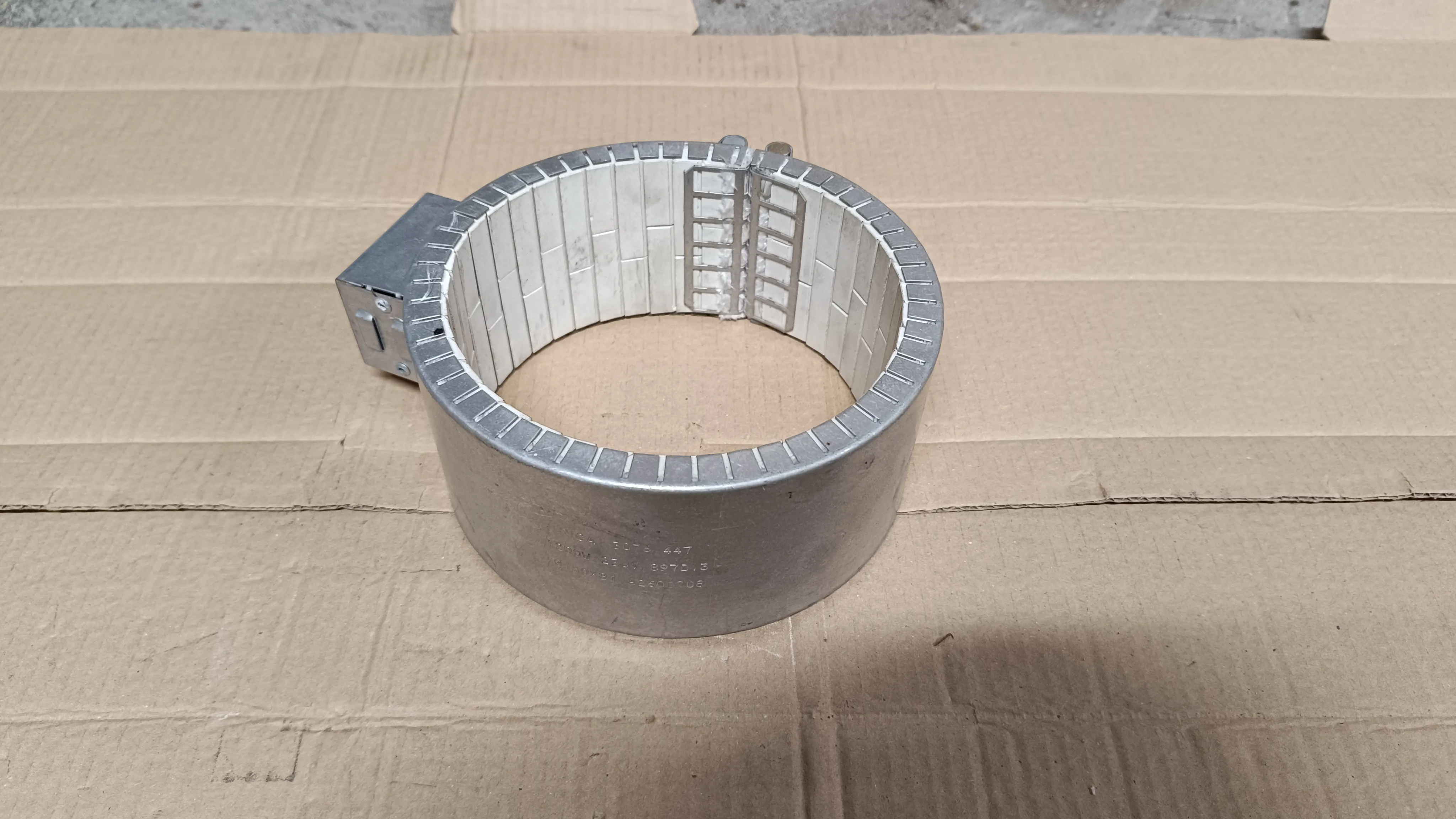 Ceramiczna fi150mm x 81mm 1200W