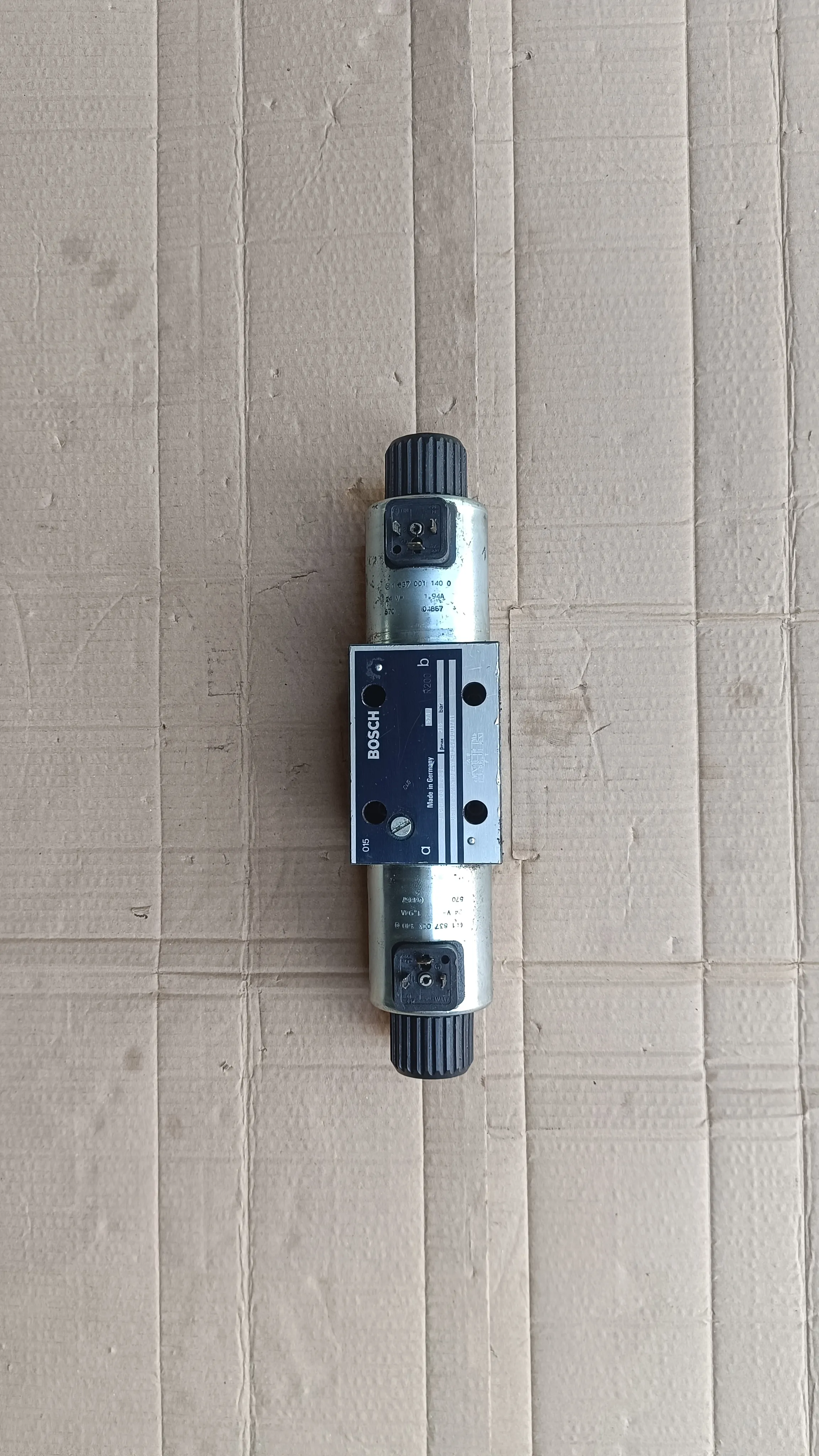 Bosch 0 810 001 944