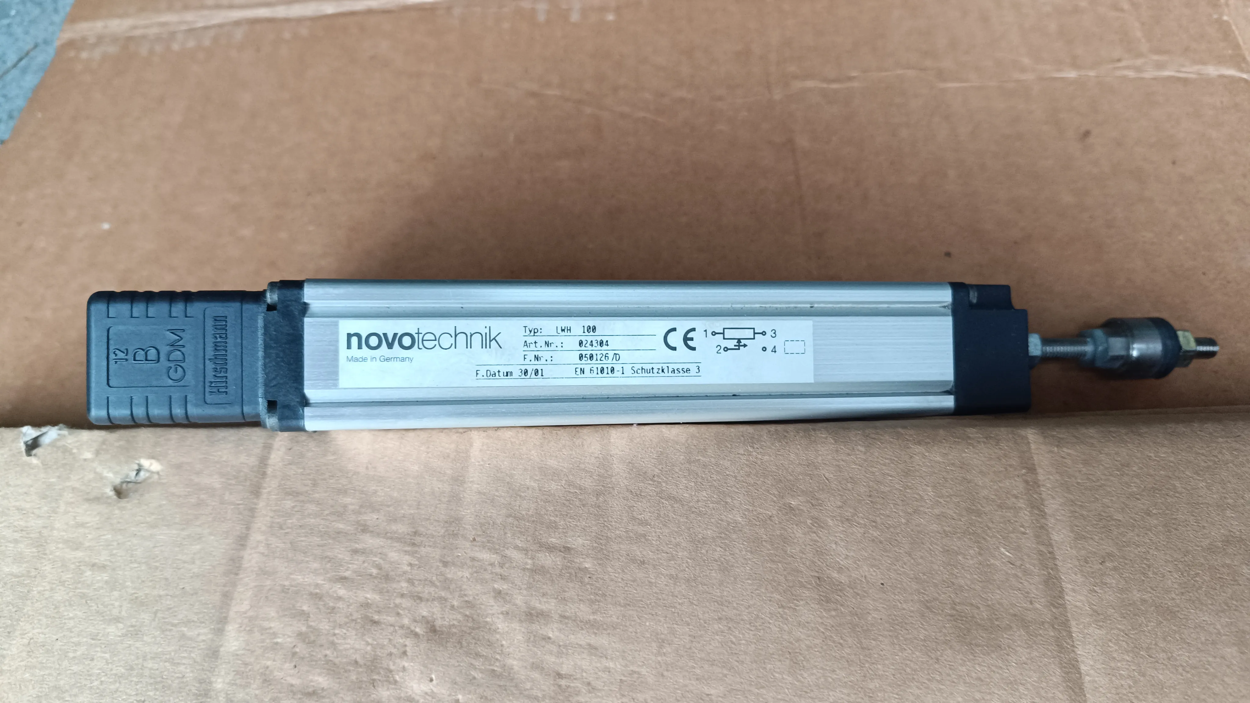 Novotechnik LWH 100mm