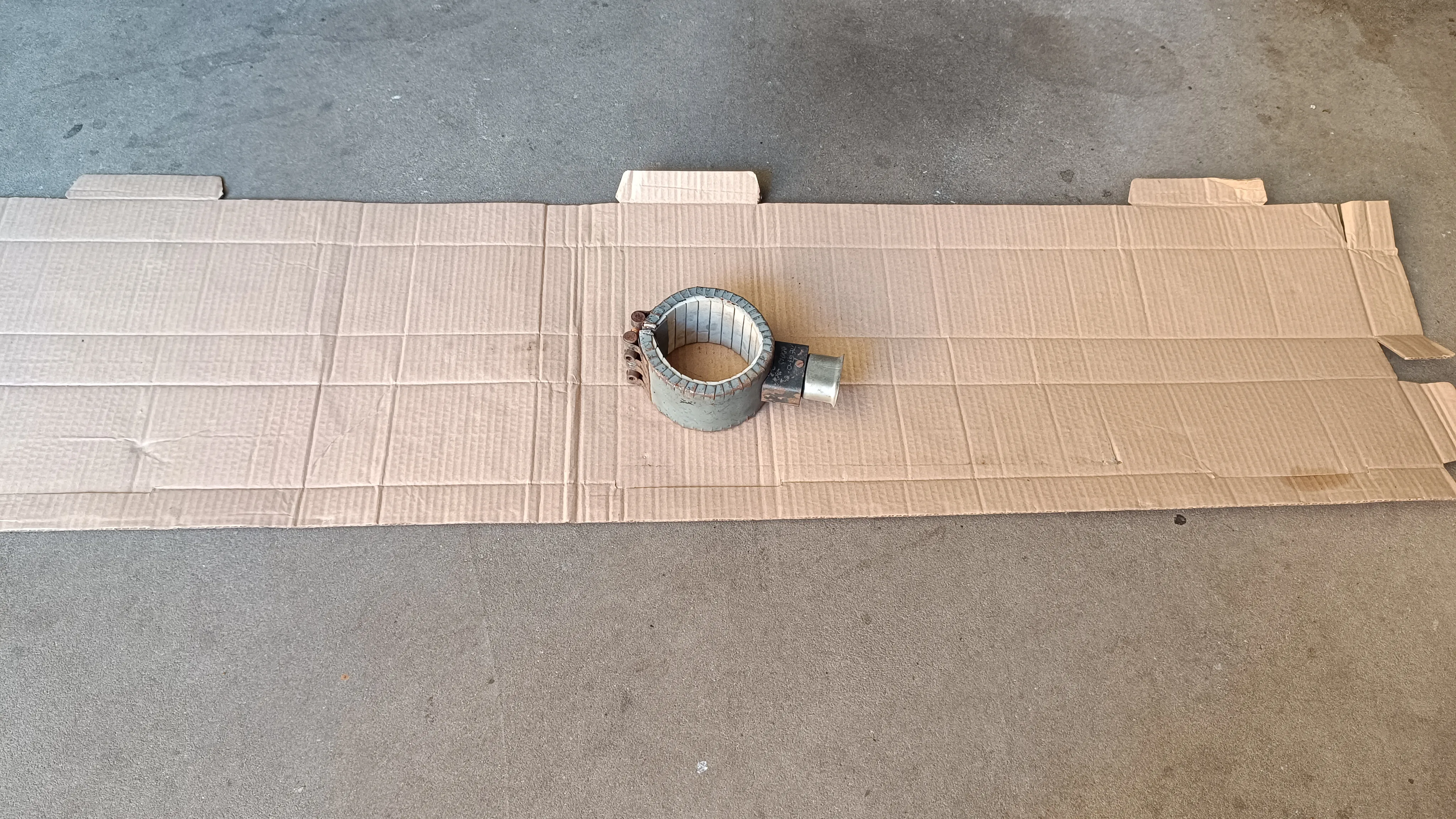 Ceramiczna fi80mm x 63mm 900W