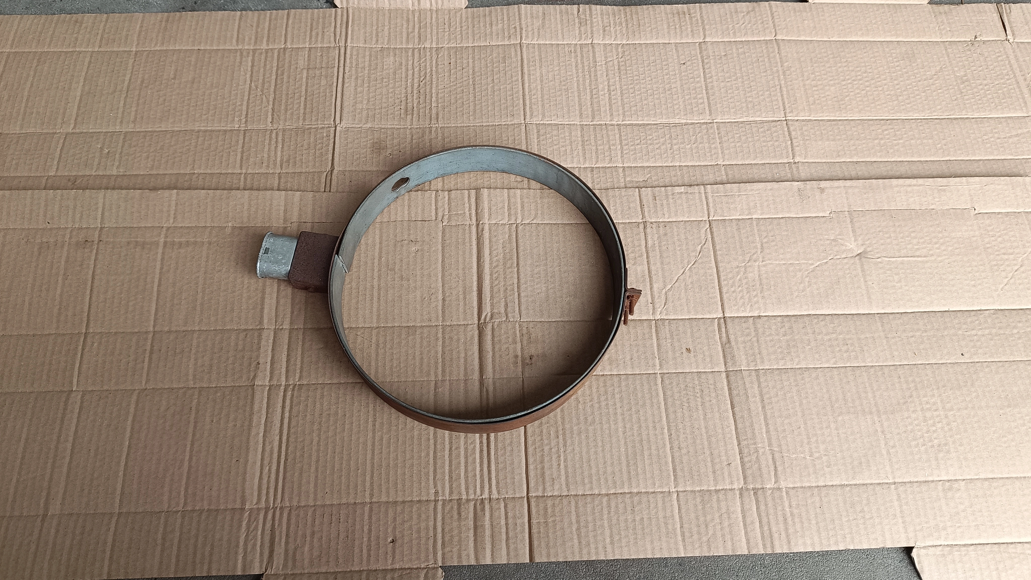 Mikanitowa fi240mm x 40mm 900W