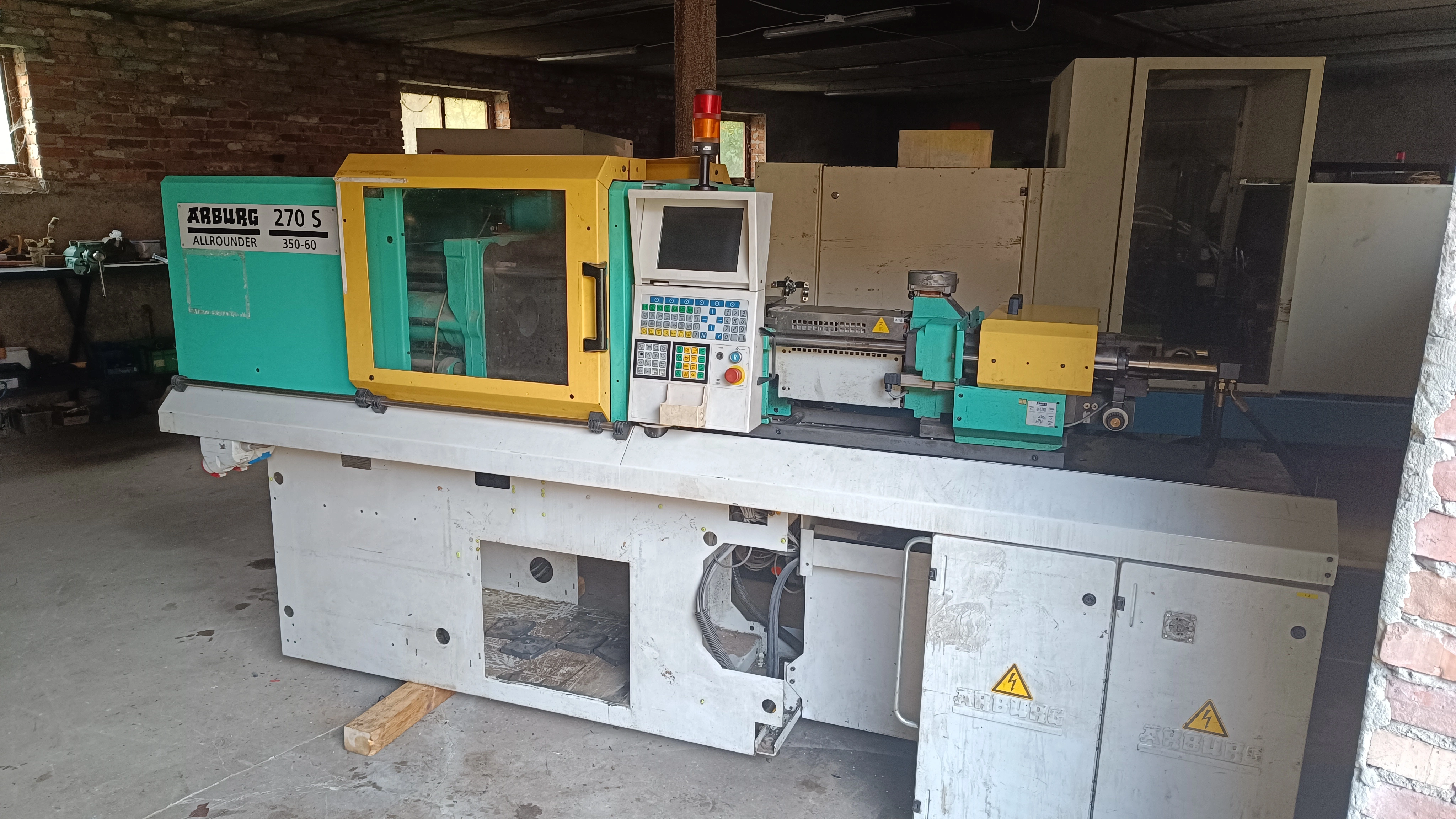 Arburg Allrounder 270S / 350-60